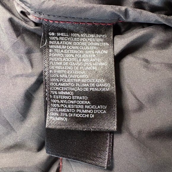 The Northface Down 700 Vest Red & Black Size XL - Picture 11 of 13